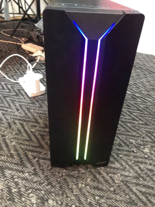 Core i7-2600 3.40GHz ,8GB RAM, HDD 500GB, Gaming case with RGB Light (Only the PC box). Core i7-2600 3.40GHz ,8GB RAM, HDD 500GB, Gaming case with RGB Light (Only the PC box).