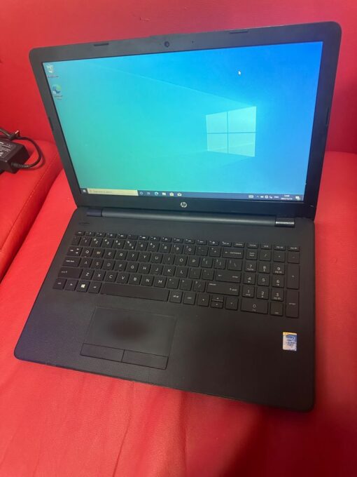 HP 250 G6 “Core i5” 2.50GHz 4GB RAM 500GB Harddrive with a great battery