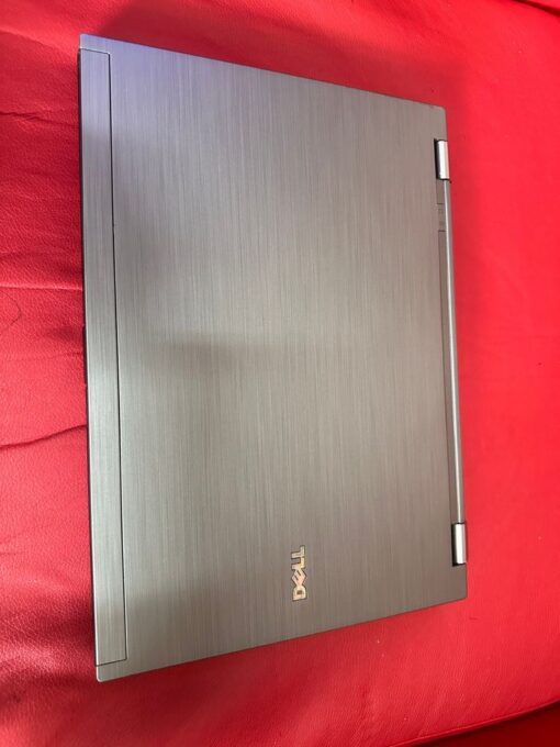 DELL LATITUDE E6410 INTEL intel core i5 M460 2.4 GHz, 4 GB RAM, 500 GIG WINDOWS 10.Good battery - Image 6