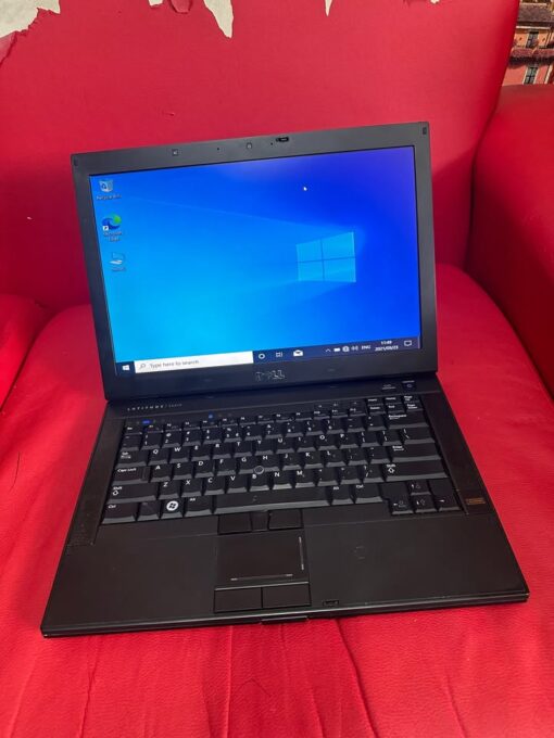 DELL LATITUDE E6410 INTEL intel core i5 M460 2.4 GHz, 4 GB RAM, 500 GIG WINDOWS 10.Good battery