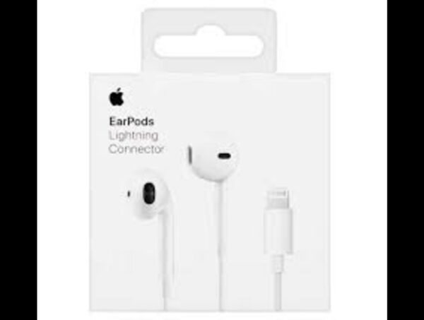 apple-earpods-with-lightning-connector
