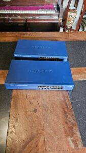NETGEAR JFS516 16-port Fast Ethernet Switch (10/100 Mbps)