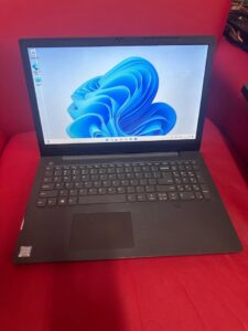 Lenovo V130 Intel Core i3-7th Gen,4GB DDR4 RAM/256GB NVMe/15.6"Anti-Glare Display/UHD Graphics 620