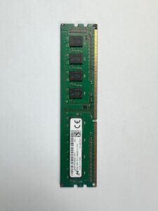 Micron 4GB 1Rx8 DDR3L-12800U-11-13-A1 U-Dimm Desktop Memory