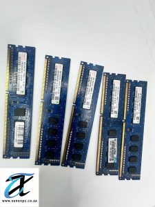 Hynix 2GB DDR3 1333MHz PC3-10600 240-Pin Desktop RAM HMT325U6CFR8C