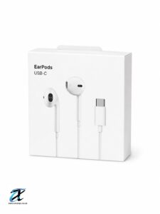 Apple EarPods with USB-C Connector – Wired In-Ear Earphones with Built-in Microphone & Remote – White